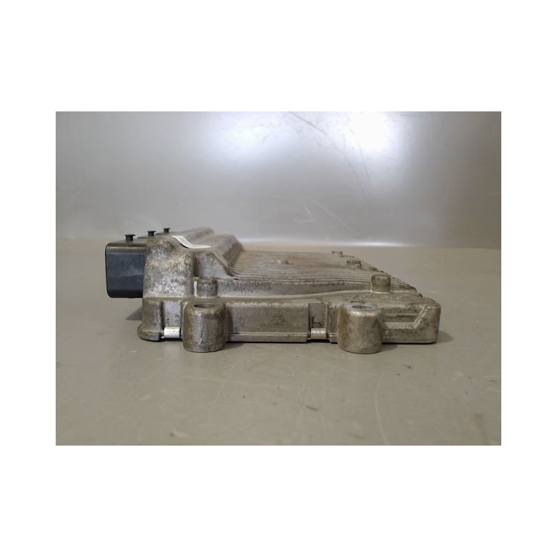 CALCULATEUR MOTEUR PEUGEOT 207