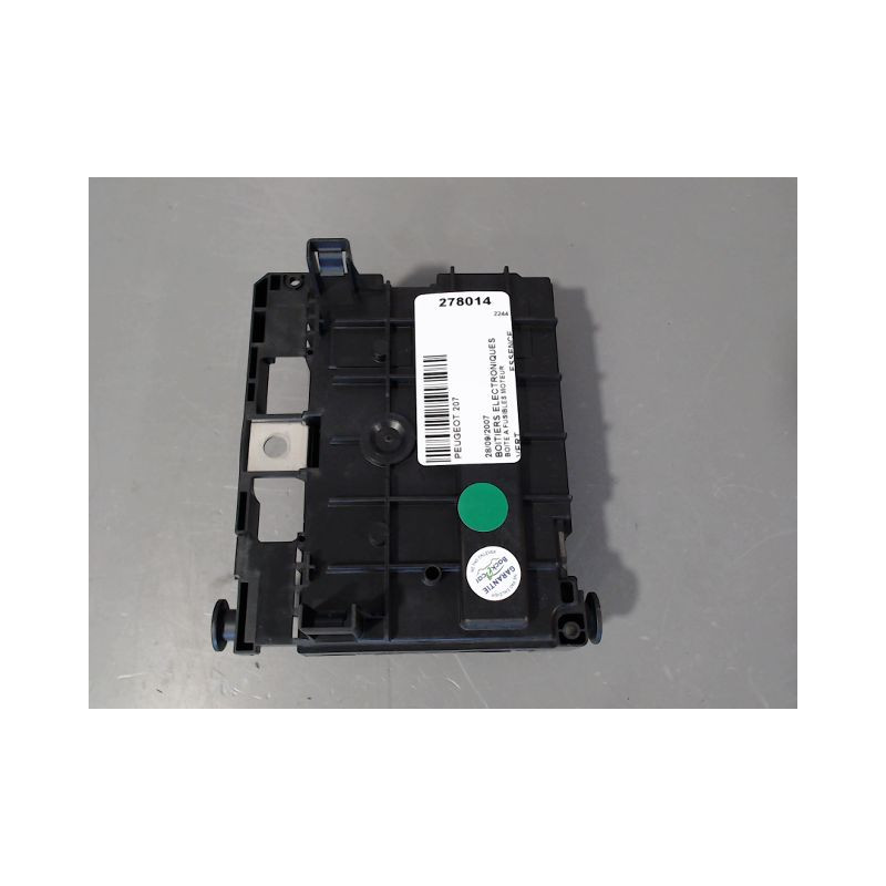 BOITE A FUSIBLES PEUGEOT 207