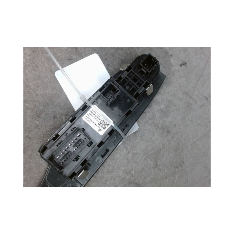 COMMANDE LEVE-GLACE PORTE AVG CITROEN C4