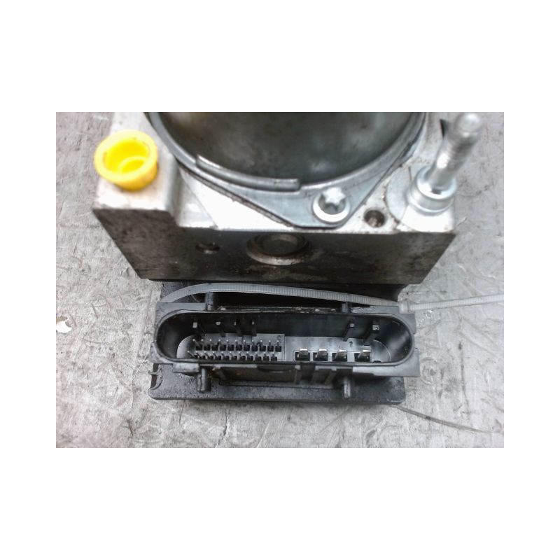 UNITE HYDRAULIQUE ABS RENAULT CLIO
