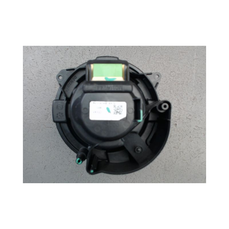 MOTEUR VENTILATEUR CHAUFFAGE DACIA SANDERO