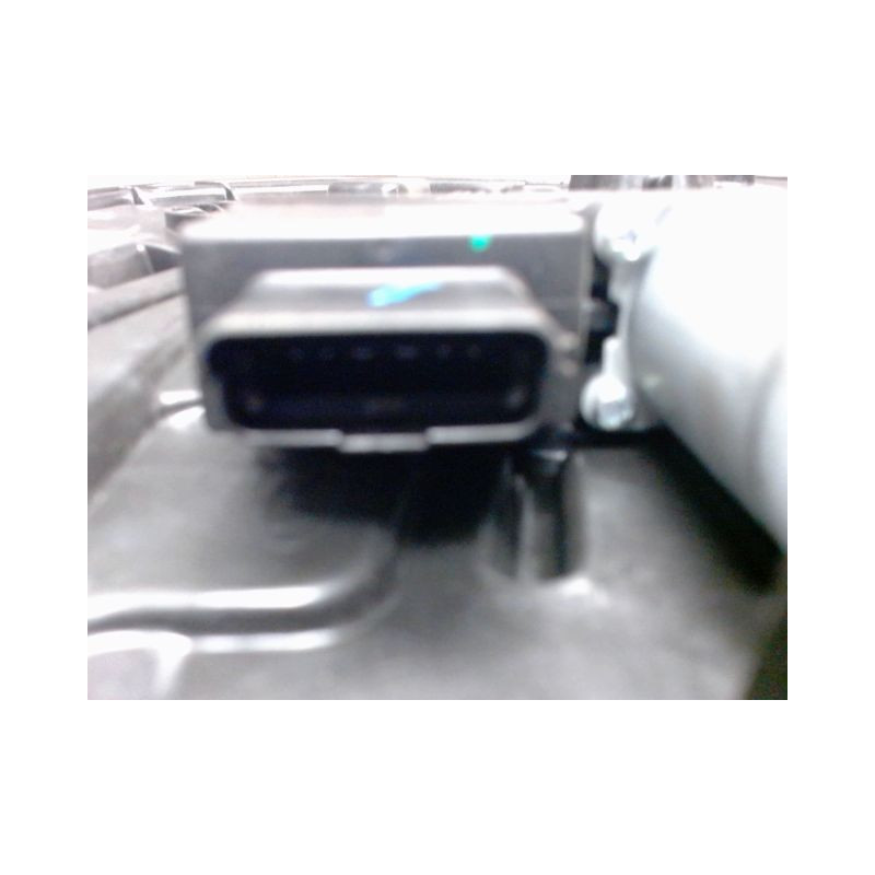 MECANISME+MOTEUR LEVE-GLACE AVANT GAUCHE KIA CEE-D