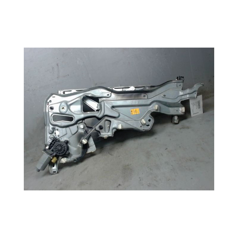 MECANISME+MOTEUR LEVE-GLACE ARRIERE DROIT RENAULT LAGUNA 98-2000