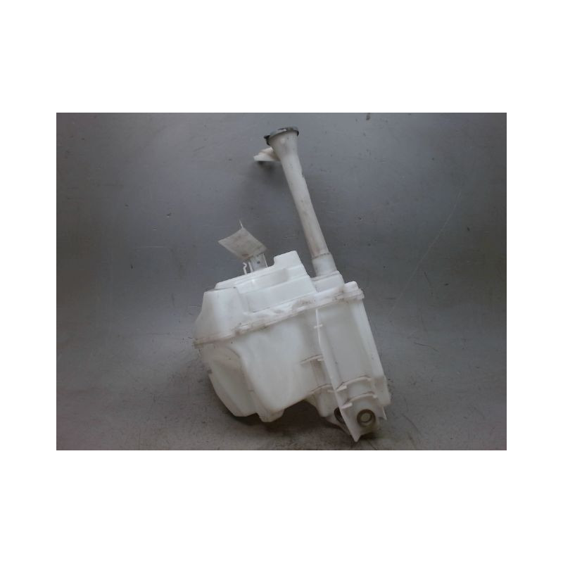 RESERVOIR LAVE-GLACE AVANT NISSAN JUKE