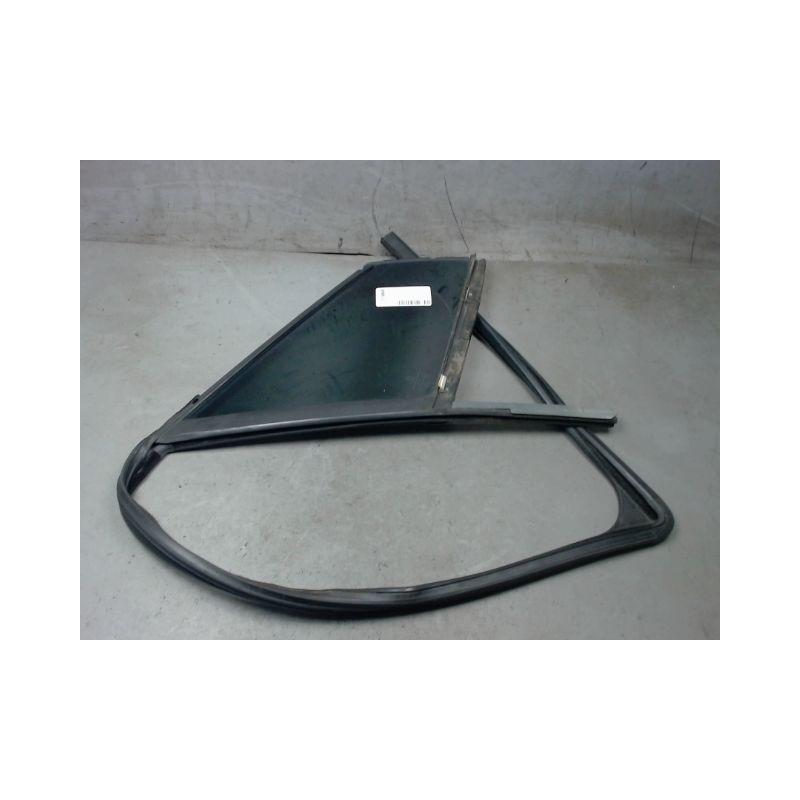 GLACE FIXE PORTE AVD PEUGEOT 308 2007-