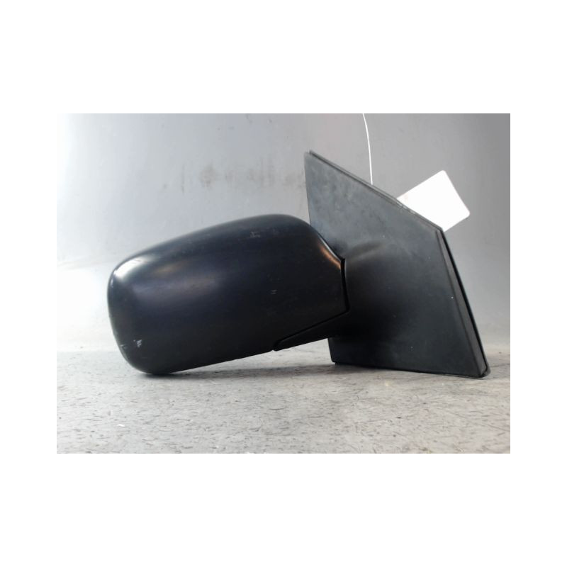RETROVISEUR EXTERIEUR DROIT TOYOTA YARIS -2003