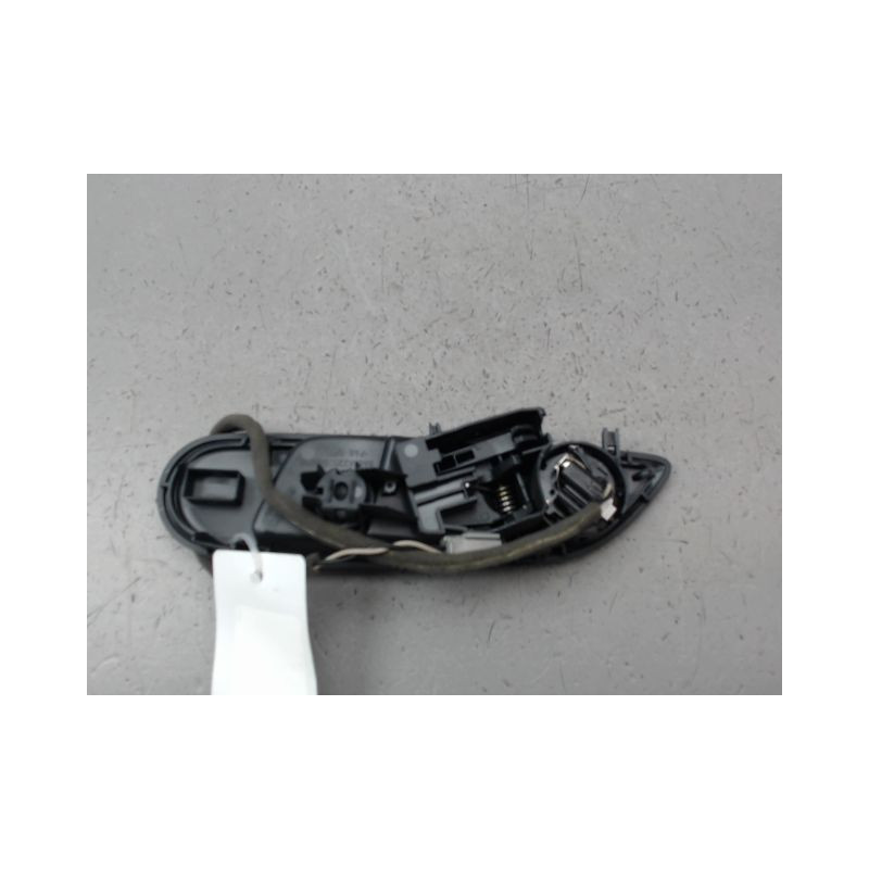 POIGNEE INTERIEURE PORTE AVANT DROIT FORD FIESTA VI Phase 1 2008-2012