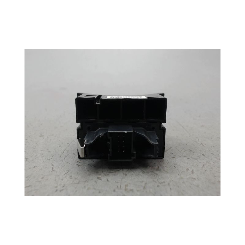 BOUTON DE WARNING FIAT 500 2007-