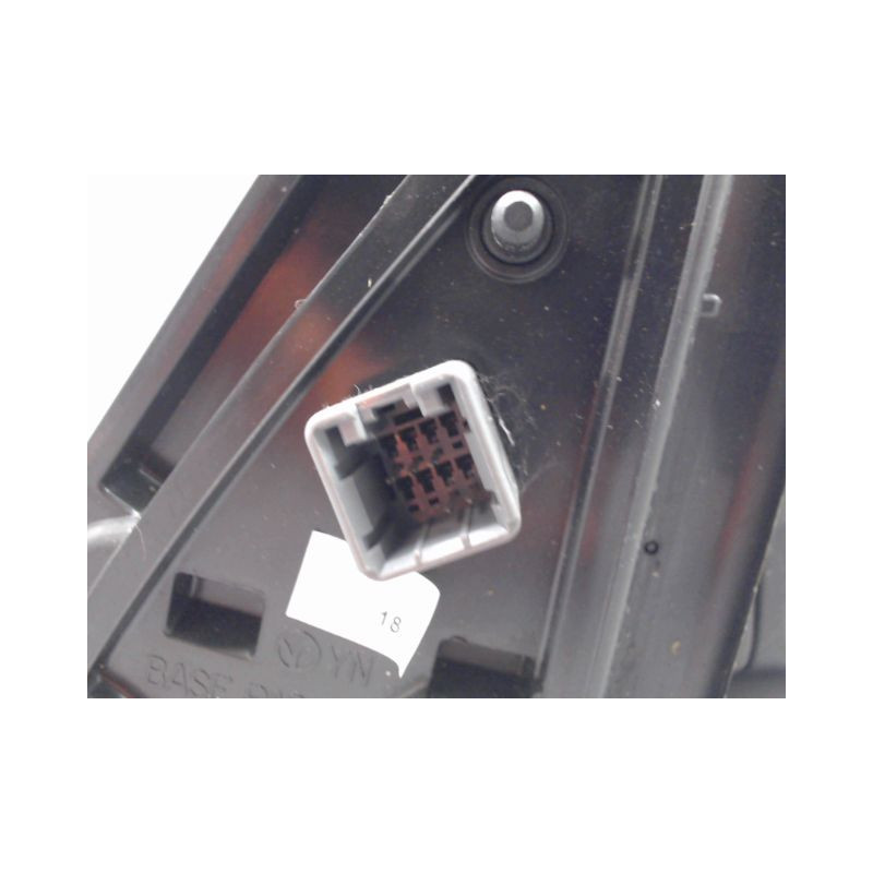 RETROVISEUR EXTERIEUR ELECTRIQUE DROIT KIA VENGA 09-