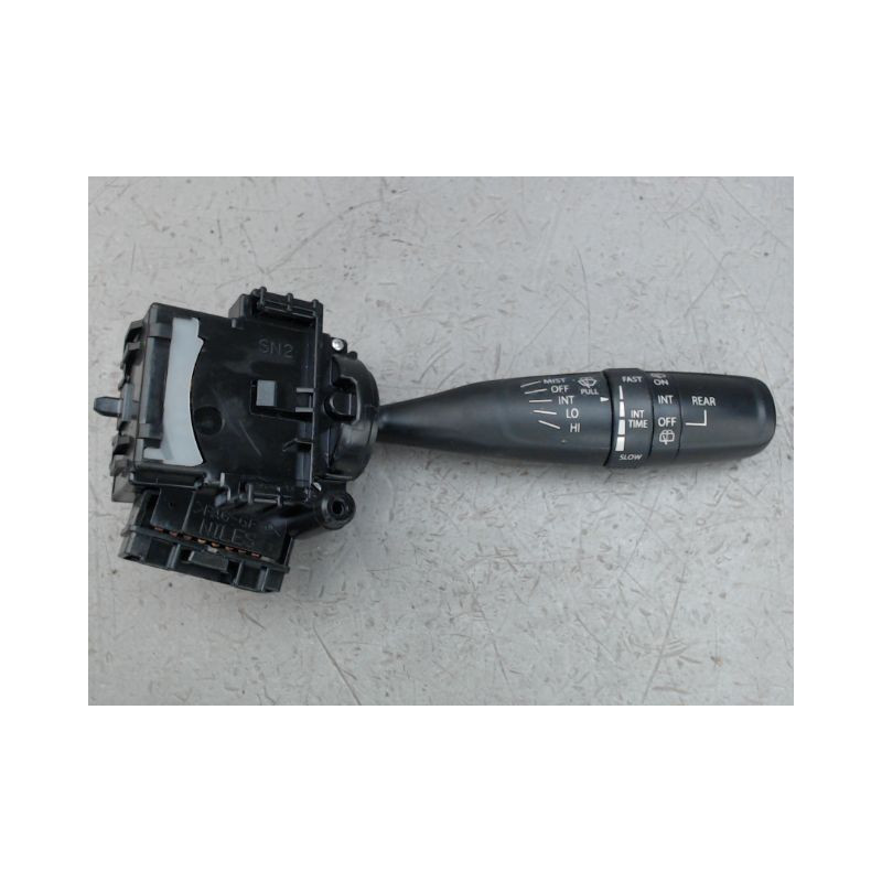 COMMANDE ESSUIE GLACE SUZUKI SWIFT