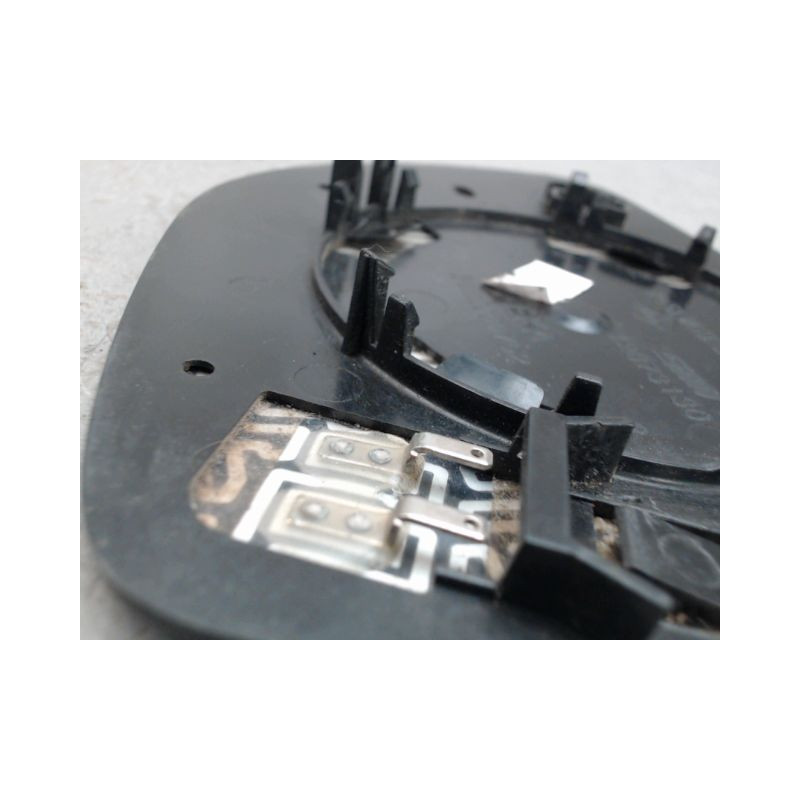 GLACE RETROVISEUR EXT D RENAULT CLIO