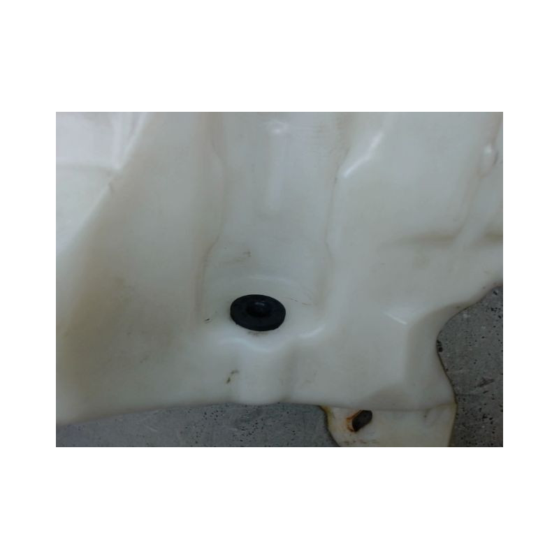 RESERVOIR LAVE-GLACE AVANT OPEL CORSA