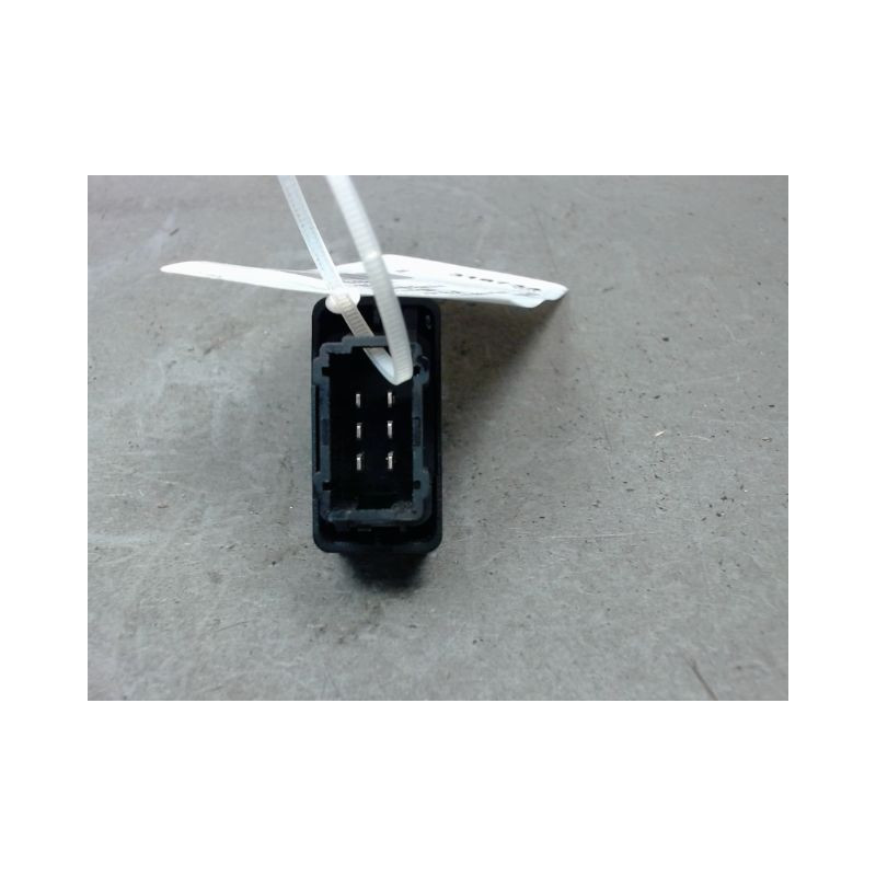 COMMANDE LEVE-GLACE PORTE AVD PEUGEOT 207 5P
