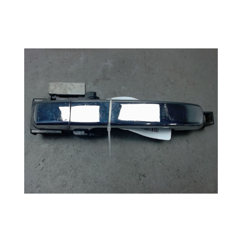 POIGNEE EXTERIEURE PORTE ARRIERE DROIT NISSAN QHASQAI 2007-
