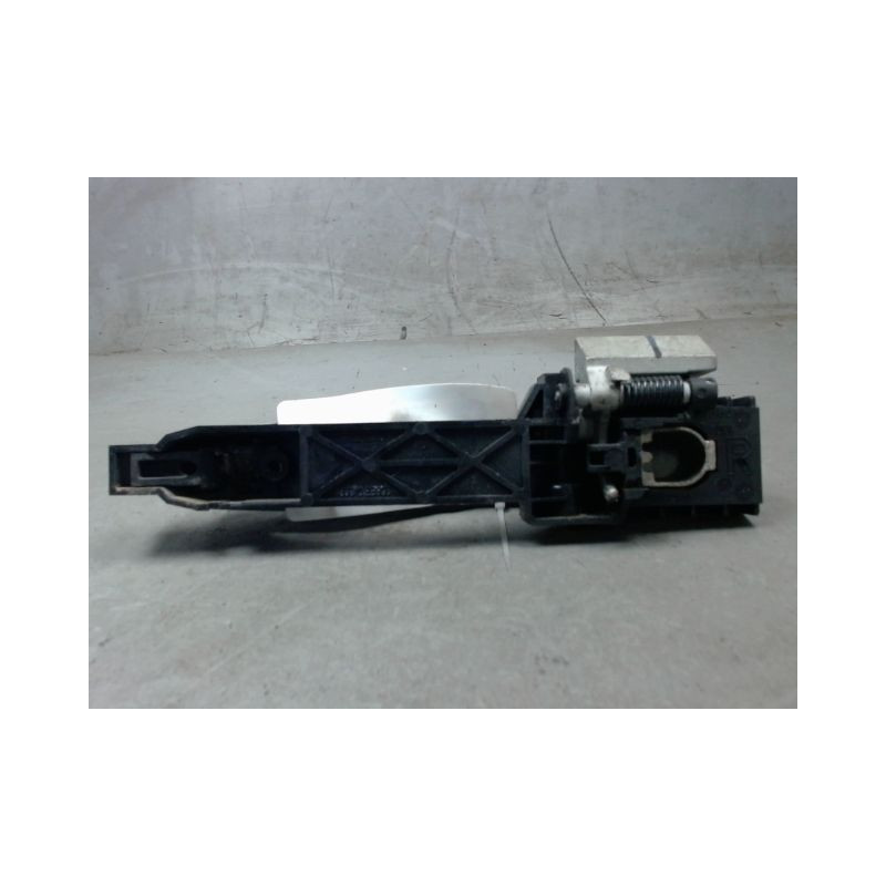 POIGNEE EXTERIEURE PORTE ARRIERE DROIT NISSAN QHASQAI 2007-