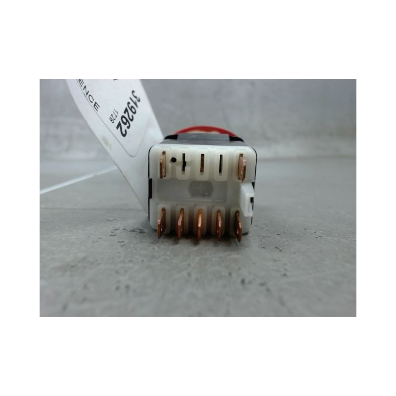 BOUTON DE WARNING RENAULT TWINGO PH.3 2000-2007