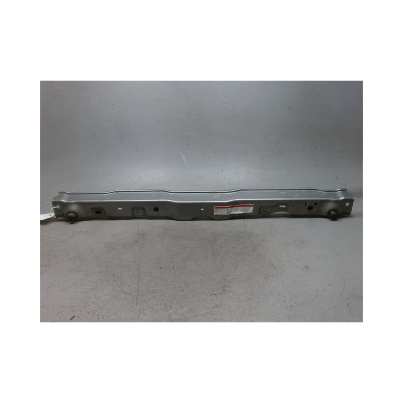TRAVERSE SUPERIEURE ARMATURE AVANT OPEL AGILA