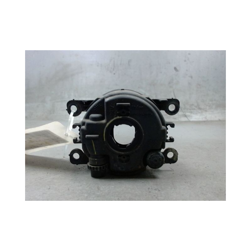PHARE ANTIBROUILLARD AVANT DROIT SUZUKI SWIFT