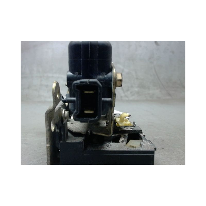 SYSTEME CONDAMNATION ARRIERE GAUCHE DACIA LOGAN 4 P 05-08