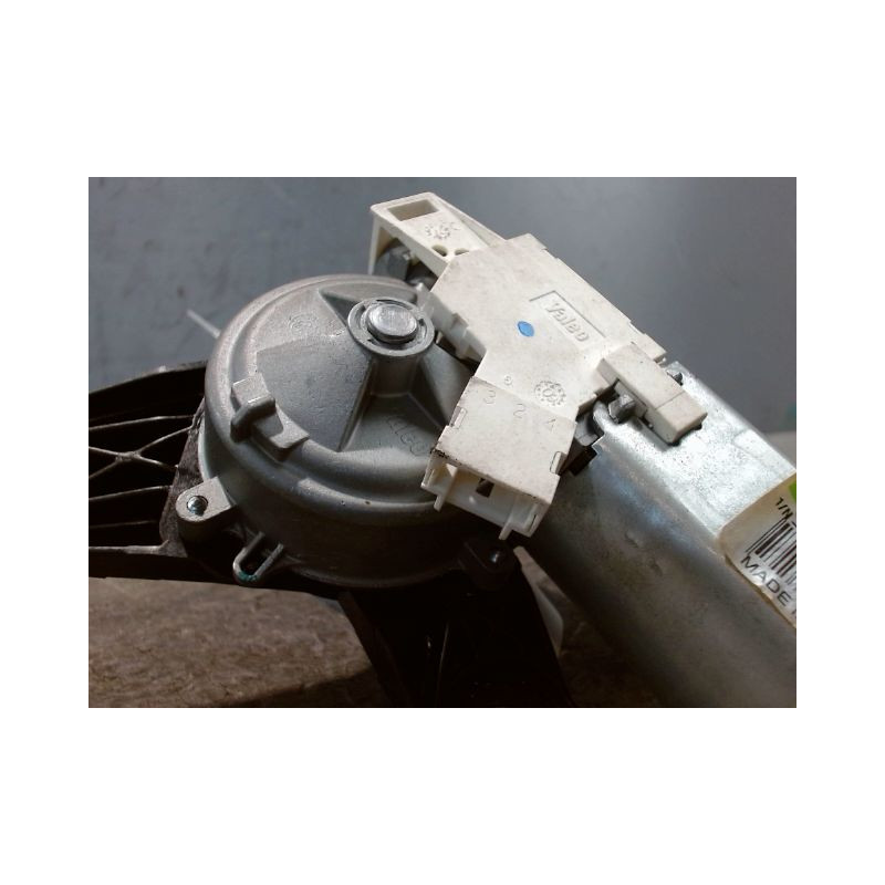 MOTEUR ESSUIE-GLACE ARRIERE RENAULT TWINGO 2 2009-