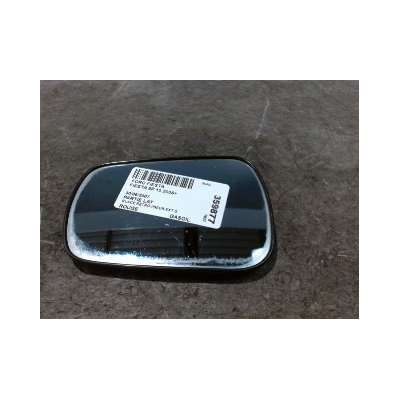 GLACE RETROVISEUR EXT G FORD FIESTA 2005-
