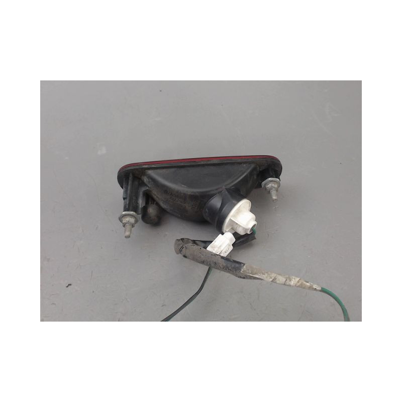FEU BROUILLARD CENTRAL ARRIERE SUZUKI SWIFT