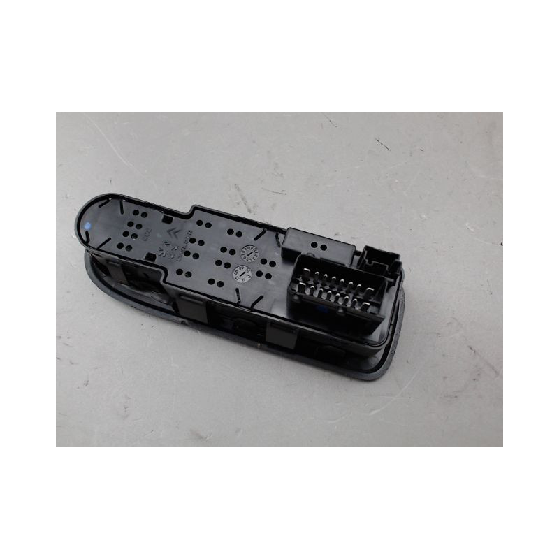 COMMANDE LEVE-GLACE PORTE AVG CITROEN C3