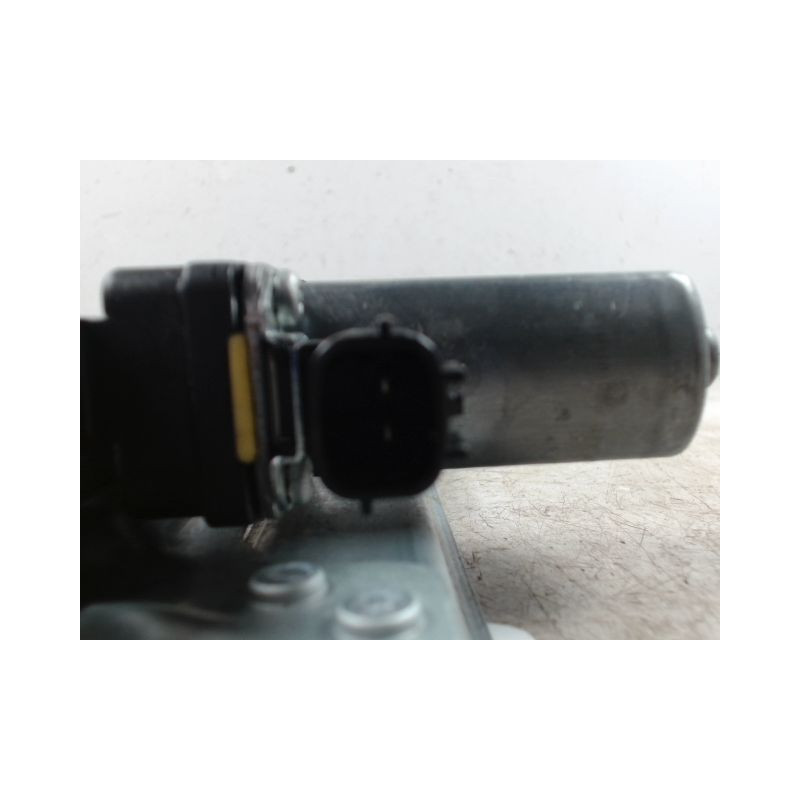 MECANISME+MOTEUR LEVE-GLACE ARRIERE DROIT DACIA SANDERO 2008-