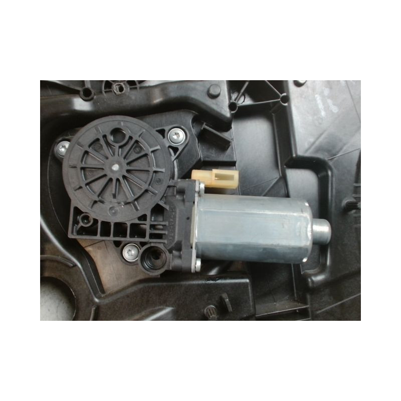 MECANISME+MOTEUR LEVE-GLACE AVANT DROIT FORD FUSION 2005-