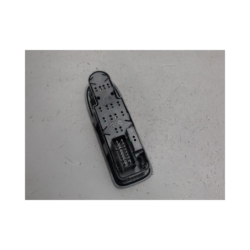 COMMANDE LEVE-GLACE PORTE AVG CITROEN C3