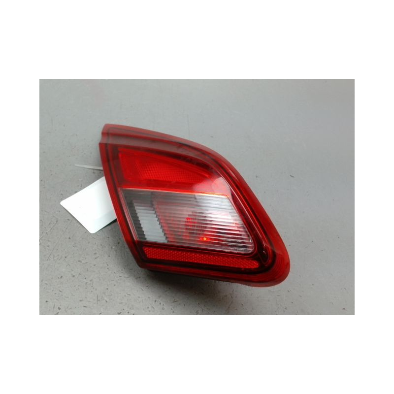 FEU ARRIERE INTERIEUR GAUCHE OPEL CORSA 2010-