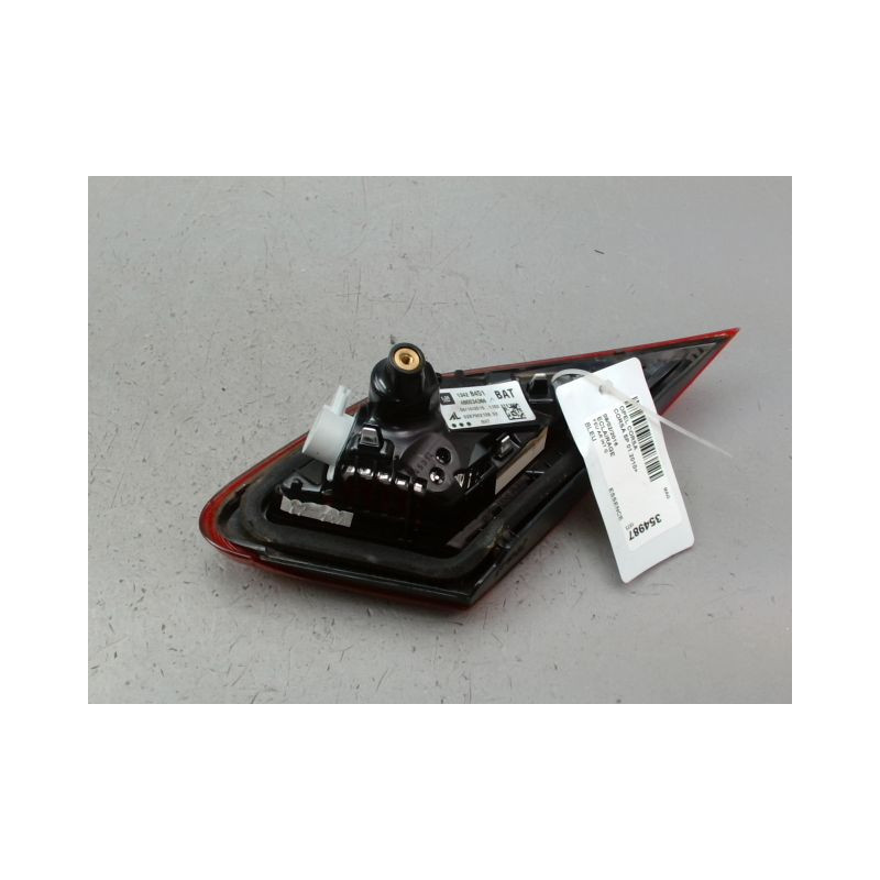 FEU ARRIERE INTERIEUR GAUCHE OPEL CORSA 2010-