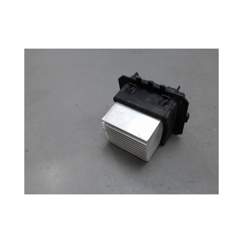 RESISTANCE DE CHAUFFAGE RENAULT CLIO
