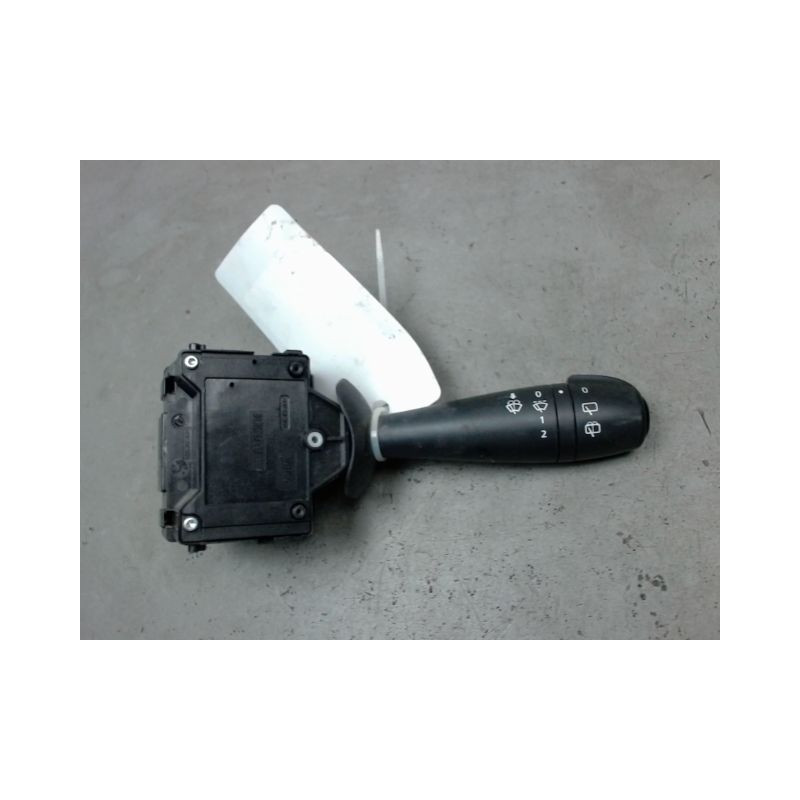 COMMANDE ESSUIE GLACE DACIA SANDERO