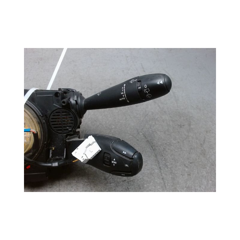 BLOC COMMODOS PEUGEOT 5008 2009-