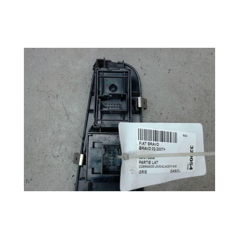 COMMANDE LEVE-GLACE PORTE AVG FIAT BRAVO 2007-