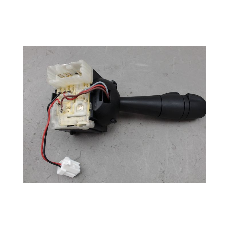 COMMANDE CLIGNOTANT RENAULT CAPTUR