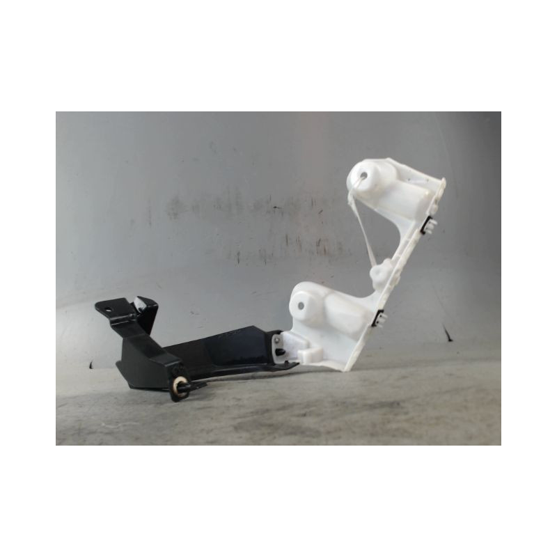 SUPPORT PARE-CHOC ARD RENAULT MEGANE