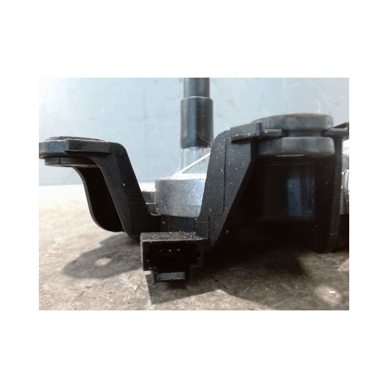 MOTEUR ESSUIE-GLACE ARRIERE RENAULT SCENIC III 2009-