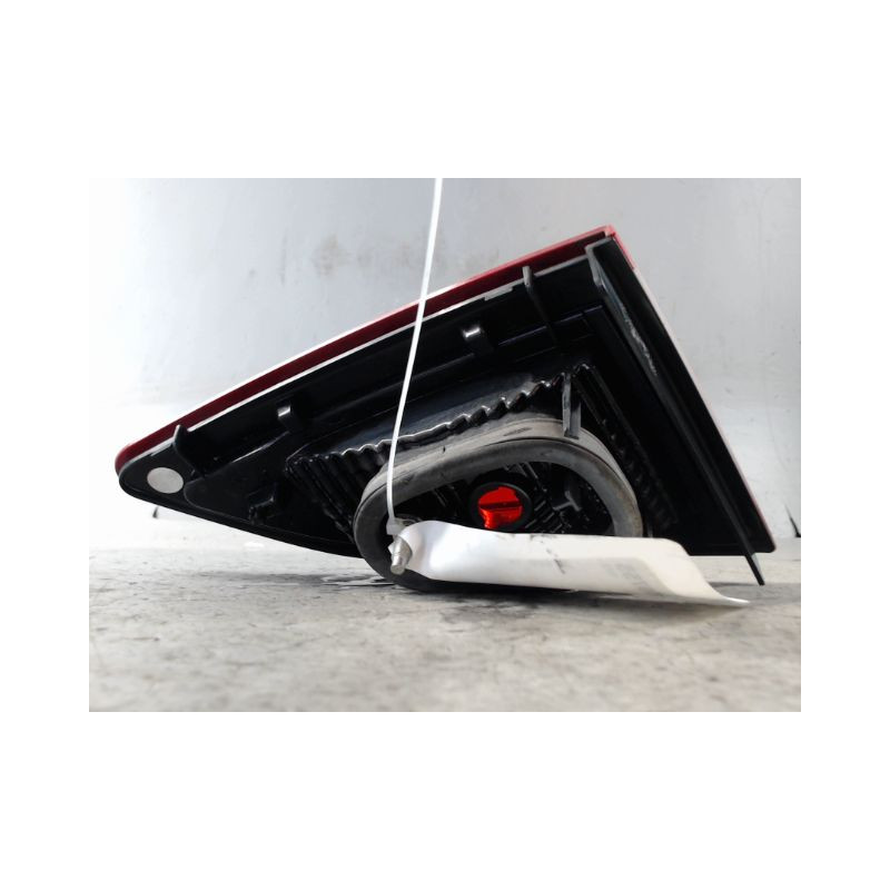 FEU ARRIERE INTERIEUR DROIT RENAULT SCENIC III 2009-