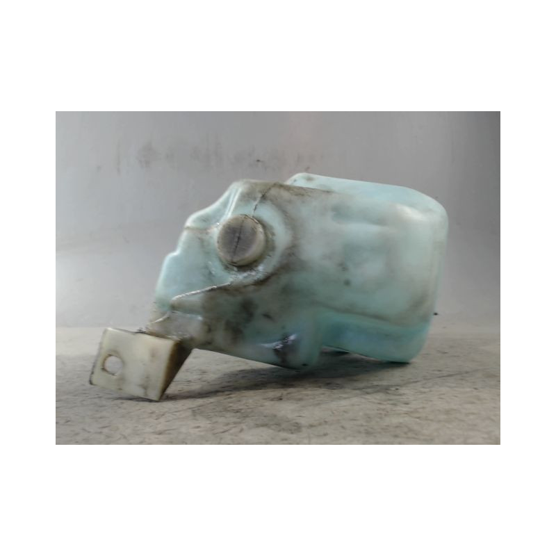 RESERVOIR LAVE-GLACE AVANT VOLKSWAGEN GOLF IV 98-2004