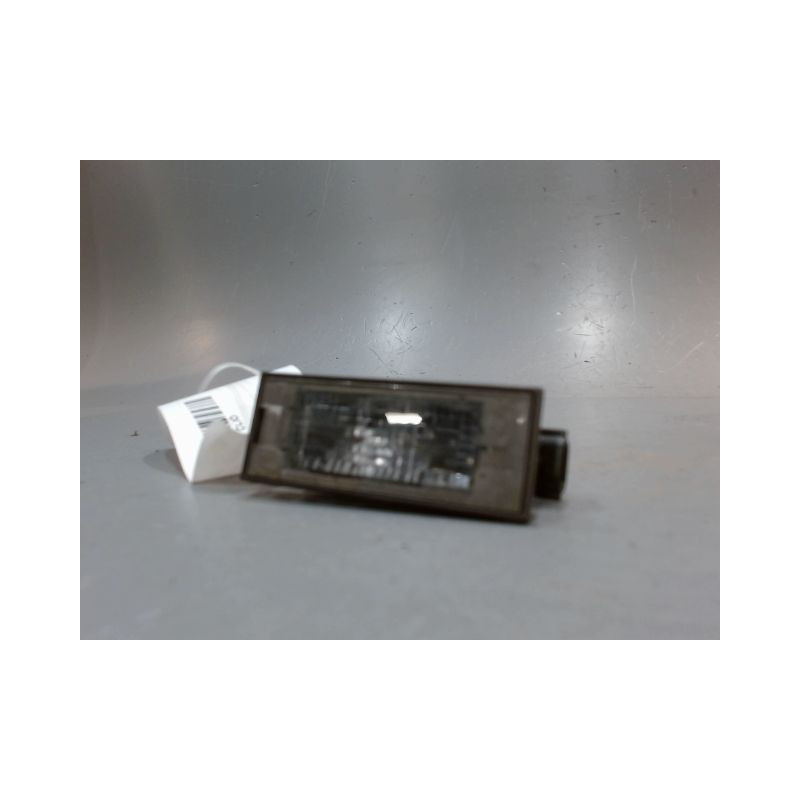 ECLAIREUR PLAQUE DE POLICE DROIT RENAULT CLIO