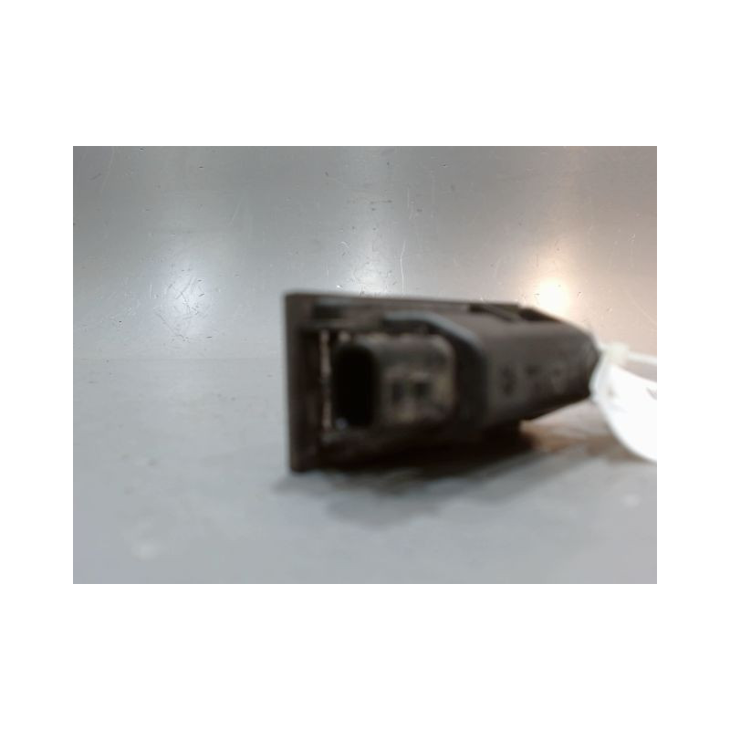 ECLAIREUR PLAQUE DE POLICE GAUCHE RENAULT CLIO