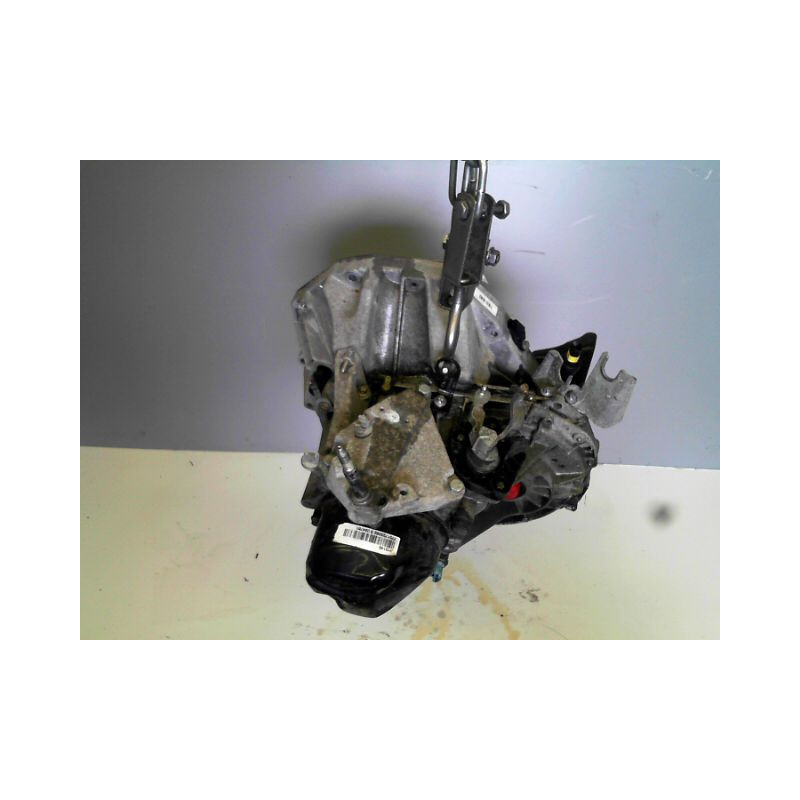 BOITE A VITESSE MECANIQUE RENAULT CLIO 1.5 dCi 
