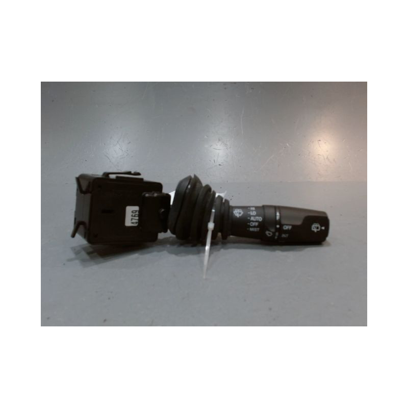 COMMANDE ESSUIE GLACE CHEVROLET CAPTIVA