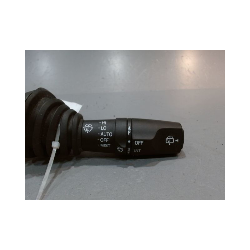 COMMANDE ESSUIE GLACE CHEVROLET CAPTIVA