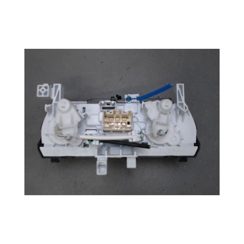 COMMANDE DE CHAUFFAGE DACIA SANDERO