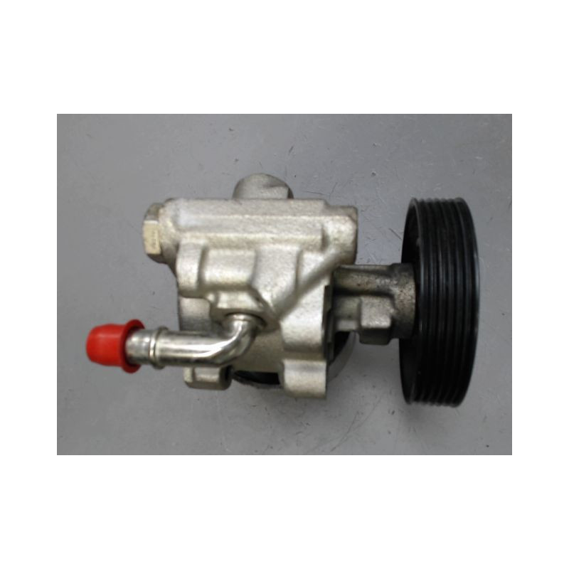 POMPE DIRECTION ASSISTEE RENAULT MEGANE