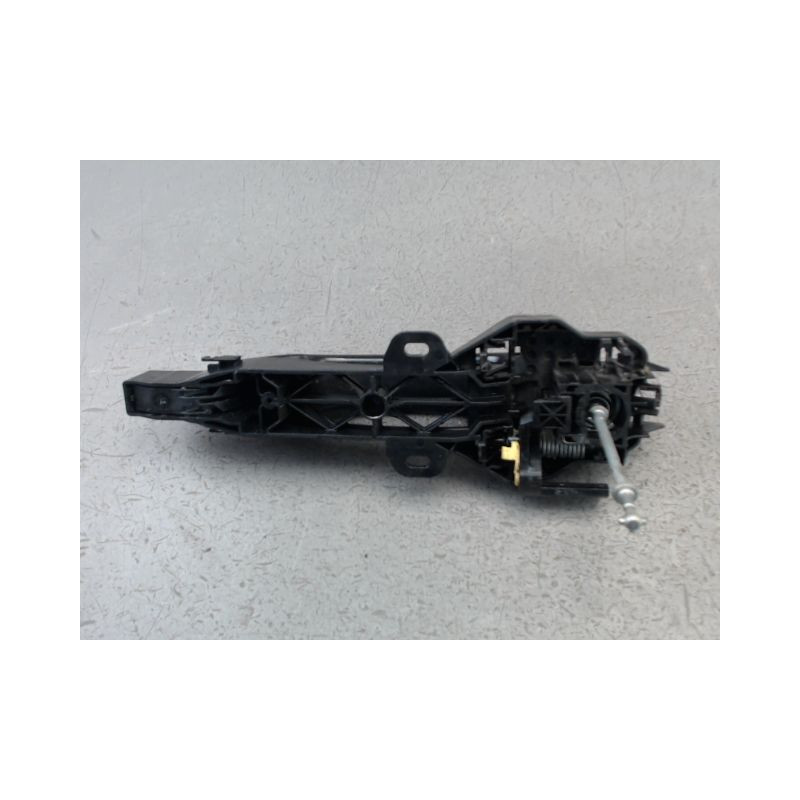 POIGNEE EXTERIEURE PORTE AVANT GAUCHE DACIA SANDERO