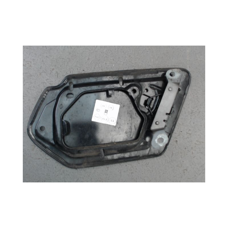 VOLET DE TRAPPE CARBURANT DACIA SANDERO